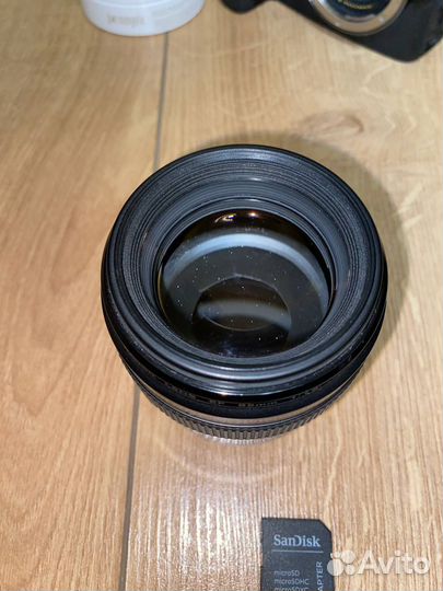 Объектив canon 85mm 1 8