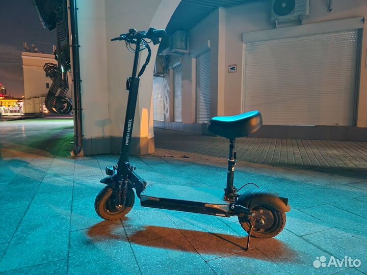 Электросамокат Hiper Model B2