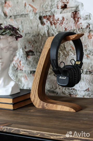 Подставка для наушников