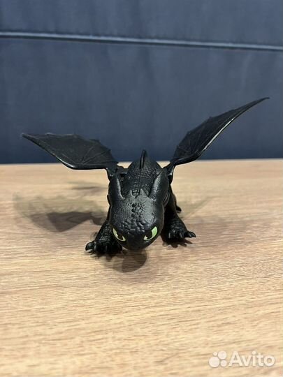 Ночная Фурия (беззубик)