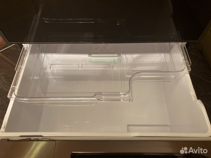 Холодильник Hitachi R-Y6000U XTновый