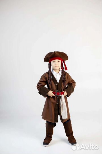 Пираты и пиратки, костюмы напрокат