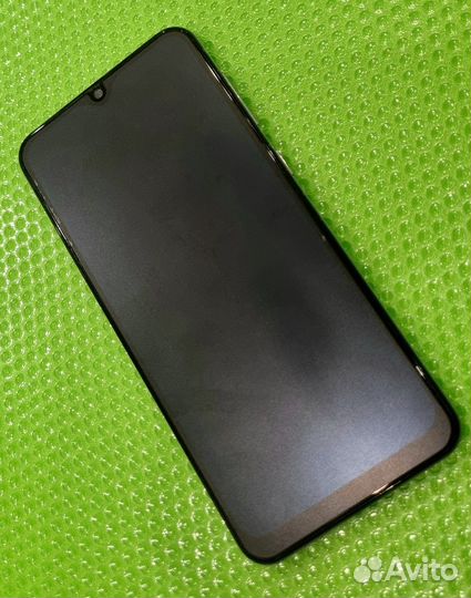 Samsung Galaxy A50, 4/64 ГБ