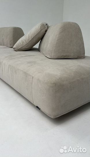 Диван прямои 4400х1700 мм