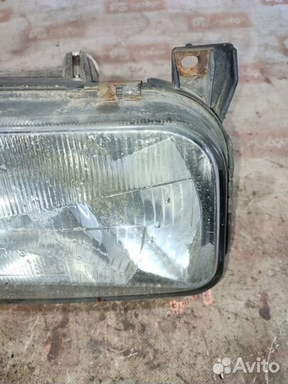 Фара передняя правая Volkswagen Passat B3 2E 1993