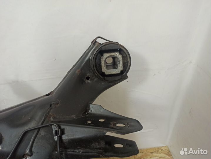 Подрамник задний BMW X6 E71 X5 E70