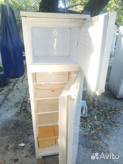 Продам холодильник бу