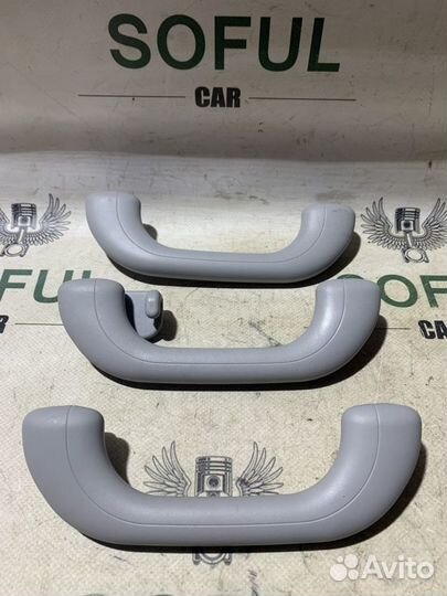 Ручка внутренняя потолочная задняя левая Hyundai