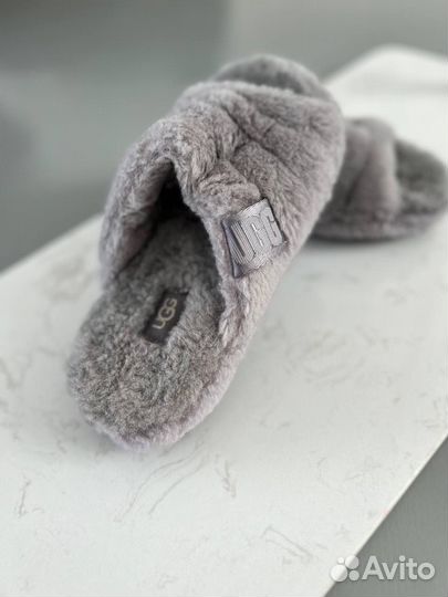 Тапочки шлепки от UGG