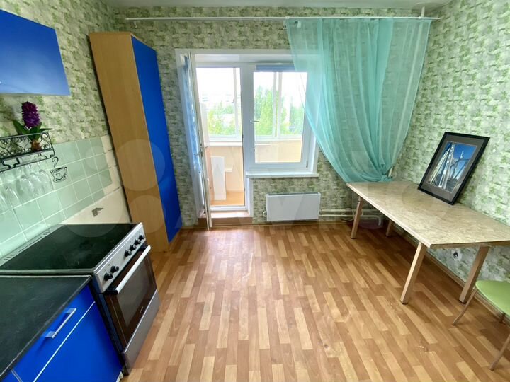 2-к. квартира, 66 м², 4/14 эт.