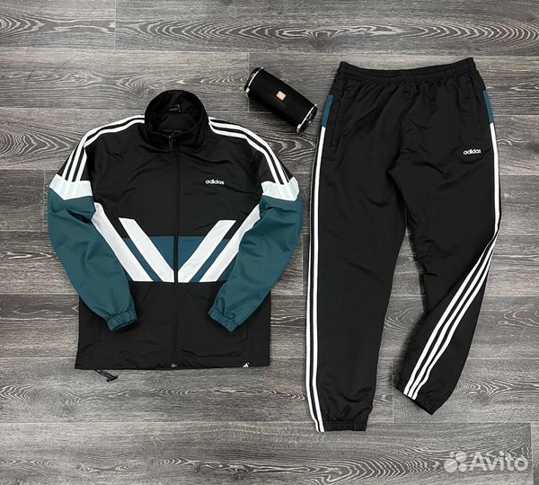 Спортивный костюм Adidas