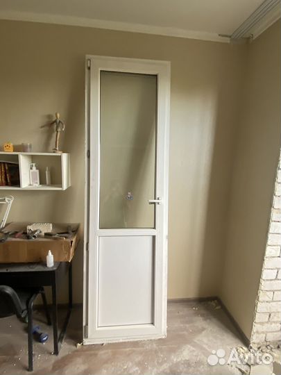 Дверь на балкон