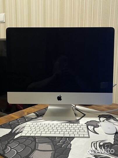 Apple iMac 21.5