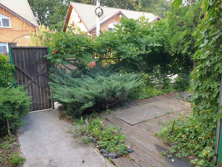 Дом 110 м² на участке 3,3 сот.