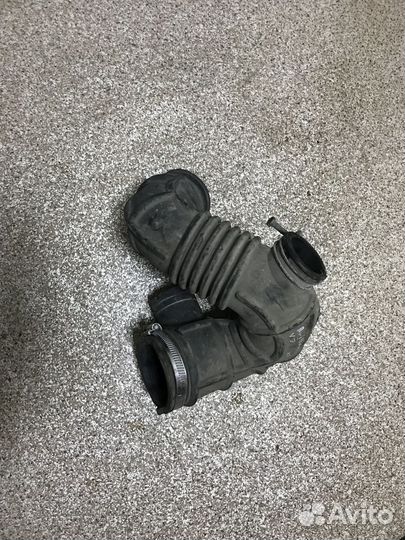 Патрубок воздушного фильтра Brilliance V5 брилианс