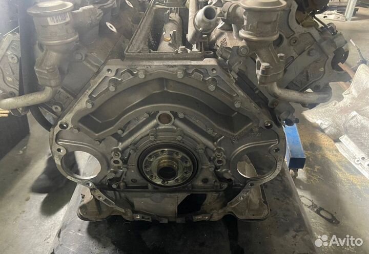 Двигатель BMW X5 2002 N62B44 E65 N62 11000427234