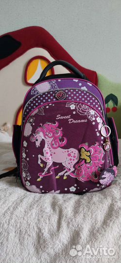 Школьный рюкзак