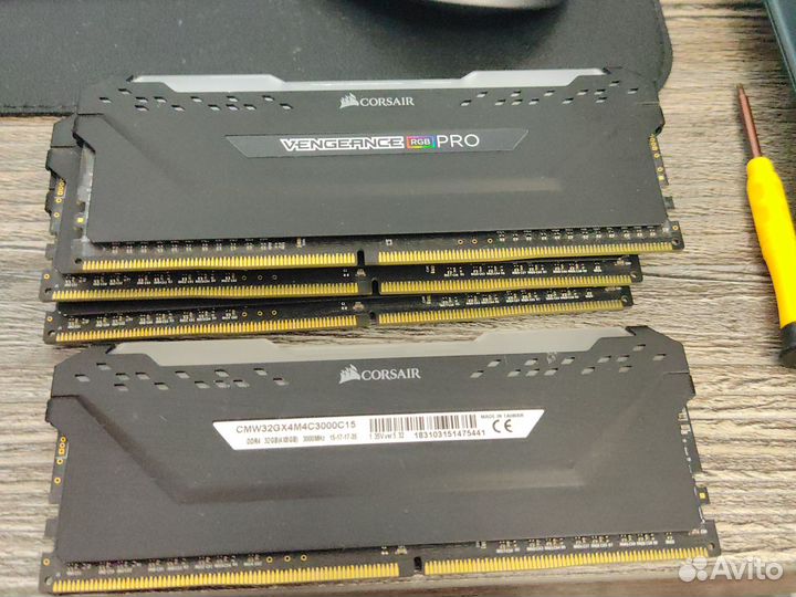 Оперативная память ddr4 32gb corsair vengeance pro