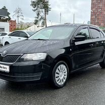 Skoda Rapid 1.6 AT, 2014, 194 000 км, с пробегом, цена 890 000 руб.