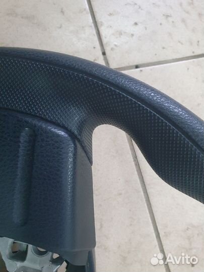 Руль Toyota RAV4