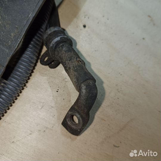 Клеммы АКБ Audi A4 2005г