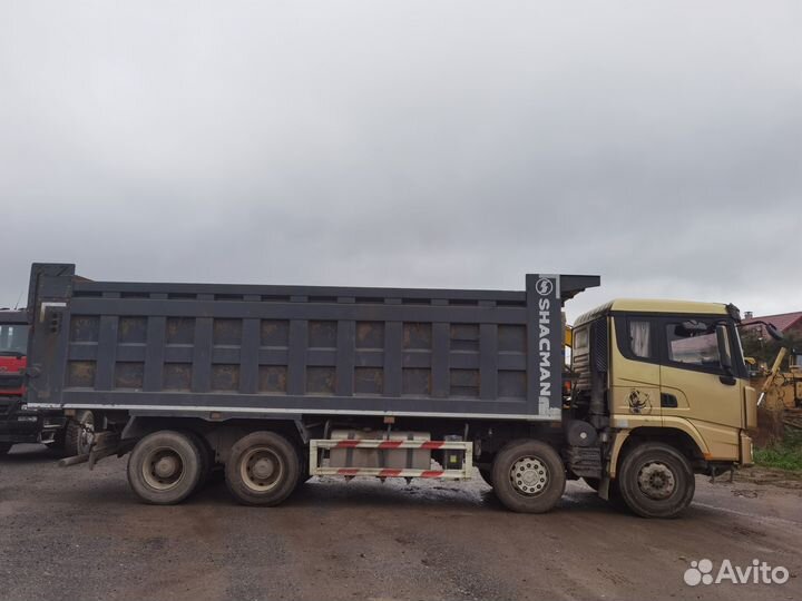 Самосвал 35 м³ Shacman SX33186V366, 2022