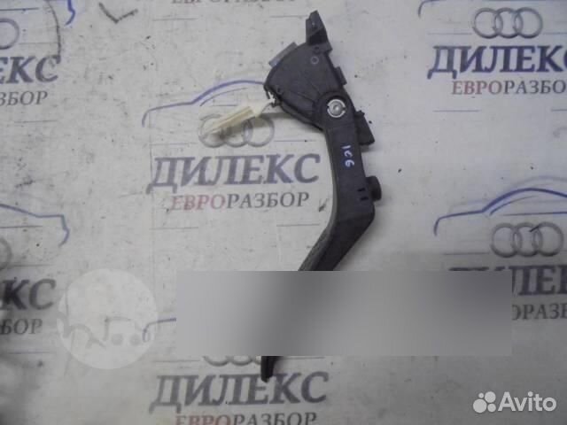 Педаль газа VW Touareg 2002-2010