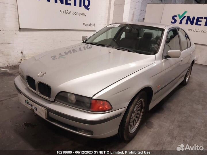 BMW E39 520I 1999 из Англии поступила в разбор