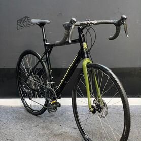 Gravel GT Grade comp