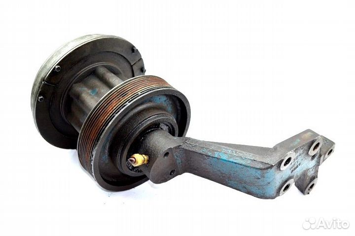 Вискомуфта вентилятора охлаждения freightliner FLC