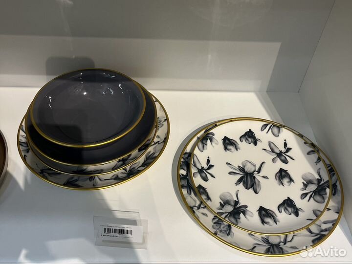 Набор столовой посуды на 6 персон