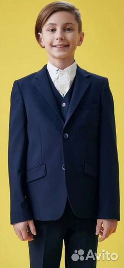 Костюм тройка для мальчика 128