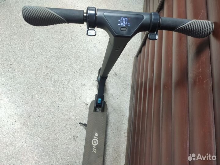 Электросамокат Mizar ivory 2.0