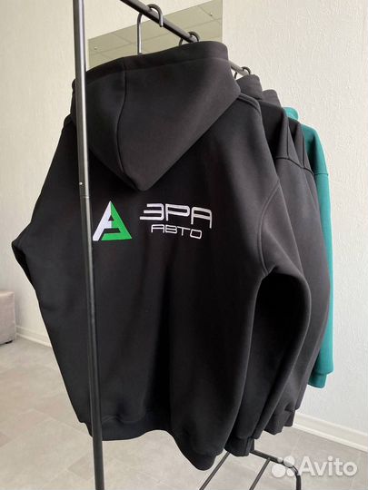 Мерч для бизнеса (Худи с лого компании)