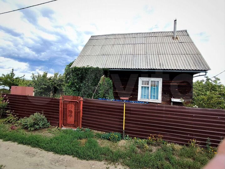 Дача 25 м² на участке 6 сот.