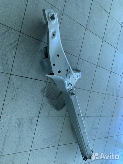 Лонжерон пола задний правый LADA Vesta