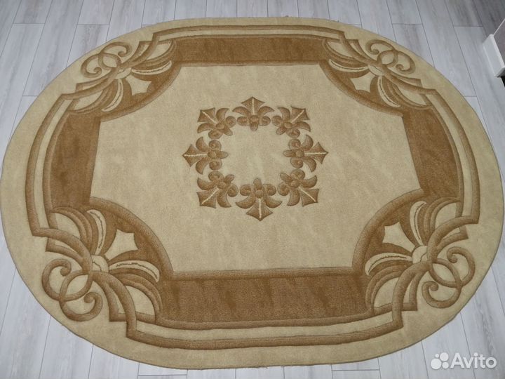 Продаётся ковёр