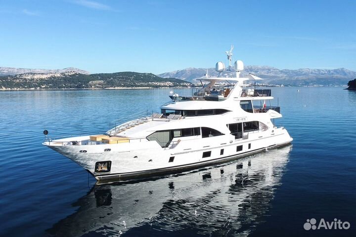 Моторная яхта Benetti 108 Tradition Supreme, 2017