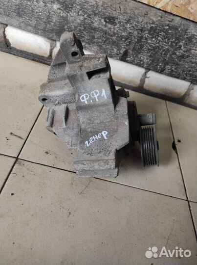 Кронштейн генератора для Форд Фокус 1 98BB10039AD