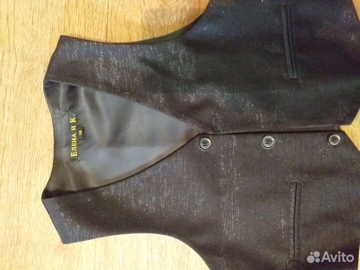 Брюки и жилет праздничные для мальчика 116