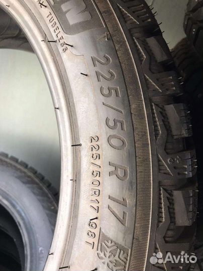 Michelin X-Ice North 4 225/50 R17 98T