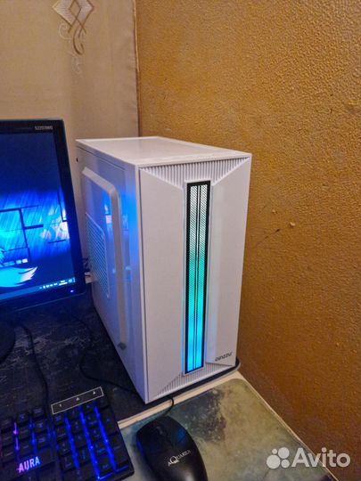 Компьютер White Unicorn Core i3