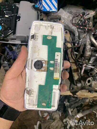 Плафоны потолка Бмв f20 Бмв f10