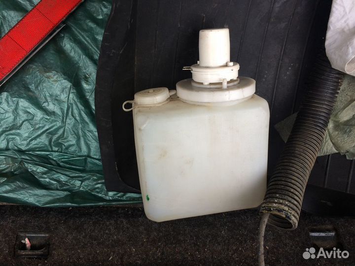 Бачок омывателя ваз 2105-2107-2106-2104-21099-2115