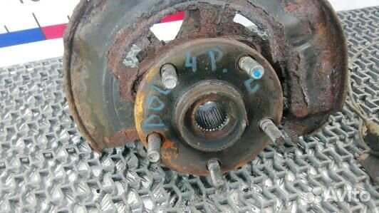 Ступица передняя левая toyota RAV 4 ZSA3 (DOL04K90