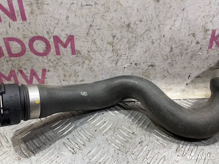 Патрубок системы охлаждения Bmw 3-Series E92