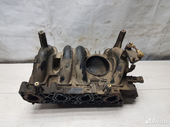Впускной коллектор Renault Kangoo K7J
