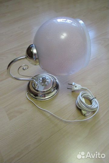 Настенный светильник бра