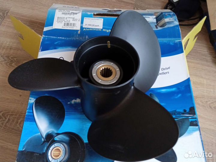 Винт лодочного мотора Сузуки 150-300 л.с 19 шаг