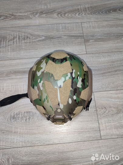 Бронежилет и шлем